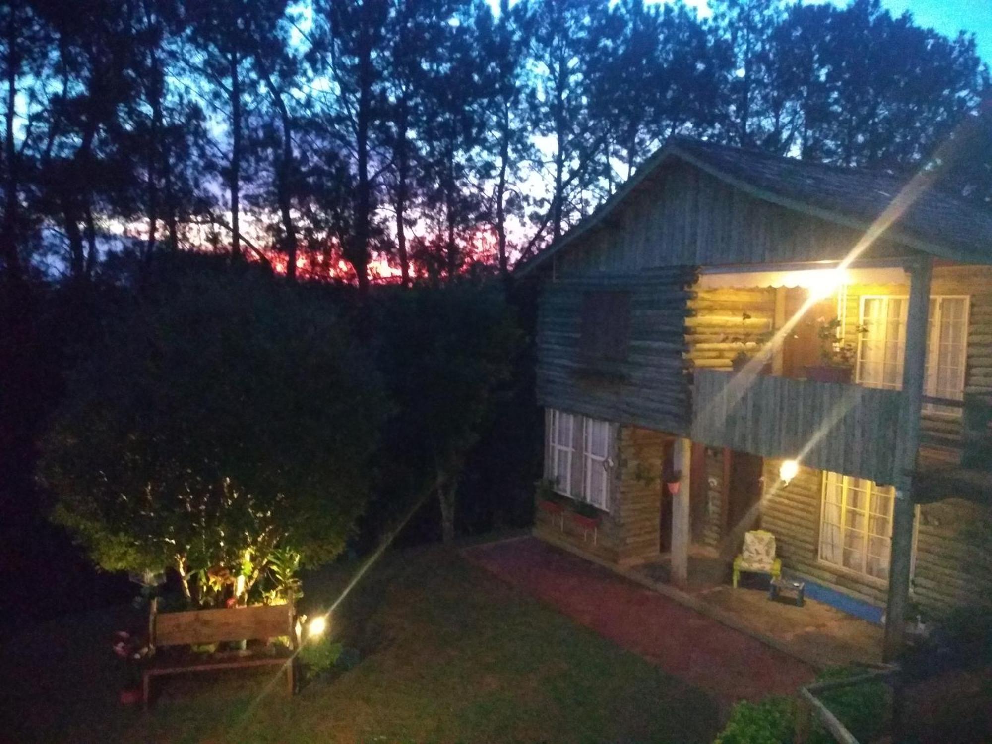 Pousada Recanto Das Girafas Cunha Exterior photo